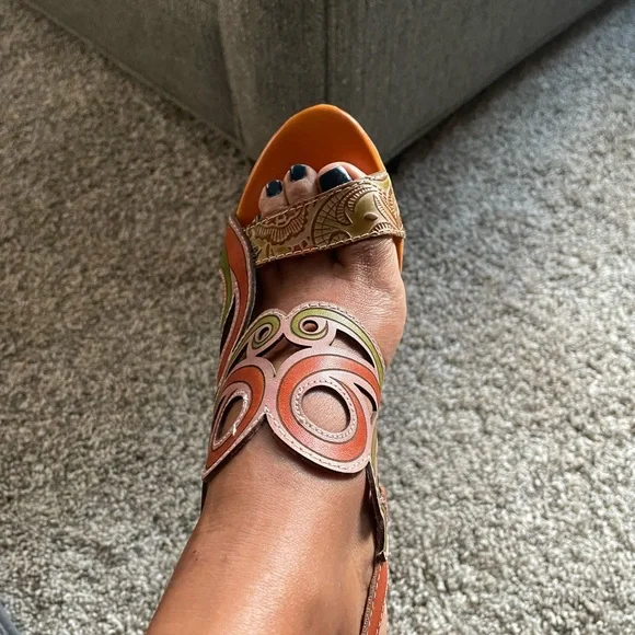 Spring Step Women's Orange & Green Decorative Leather Heel Sandals sz 38 EUC - Picture 6 of 13